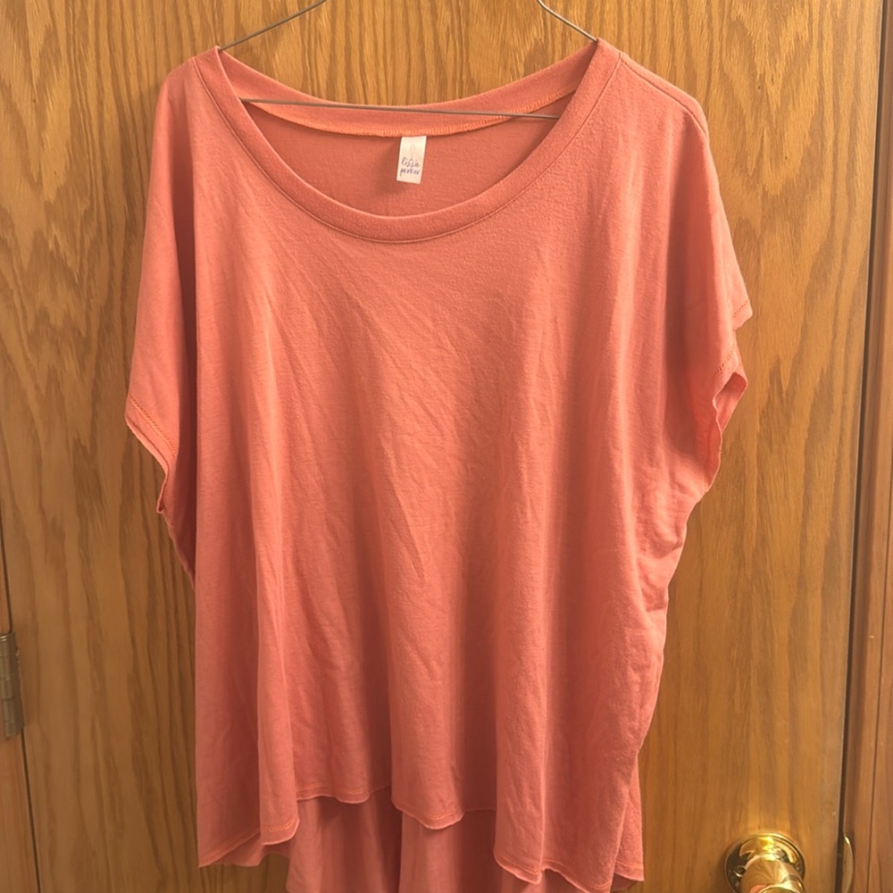 Lizzie Parker women’s pink shirt size large